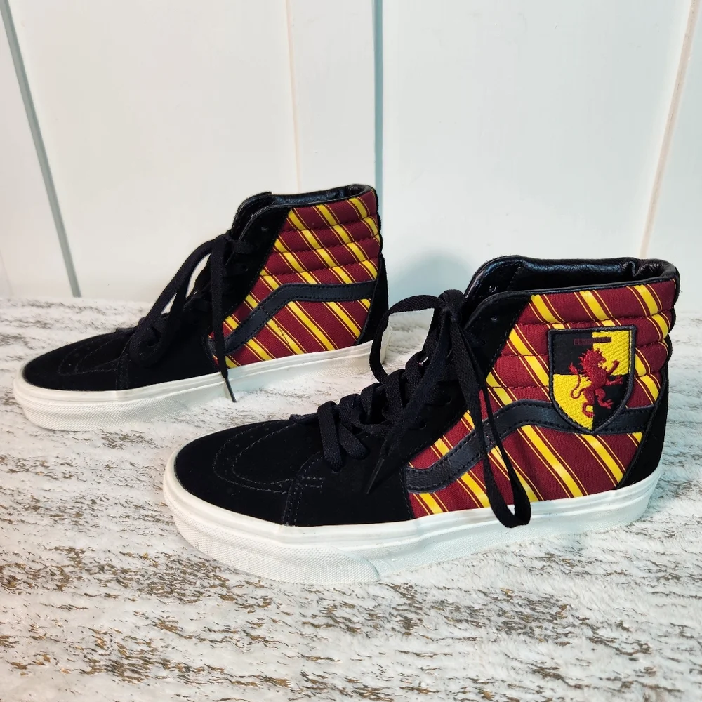Vans Harry Potter Limited Edition Gryffindor High Top Sneaker | Women's Size 7.5 - Picture 8 of 14